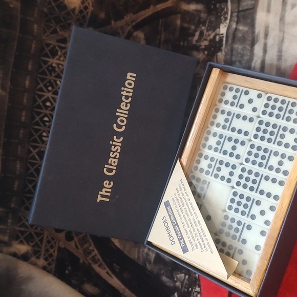 Other - Dominoes Set in Box